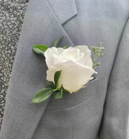 Bella knaphulsblomst stor rose